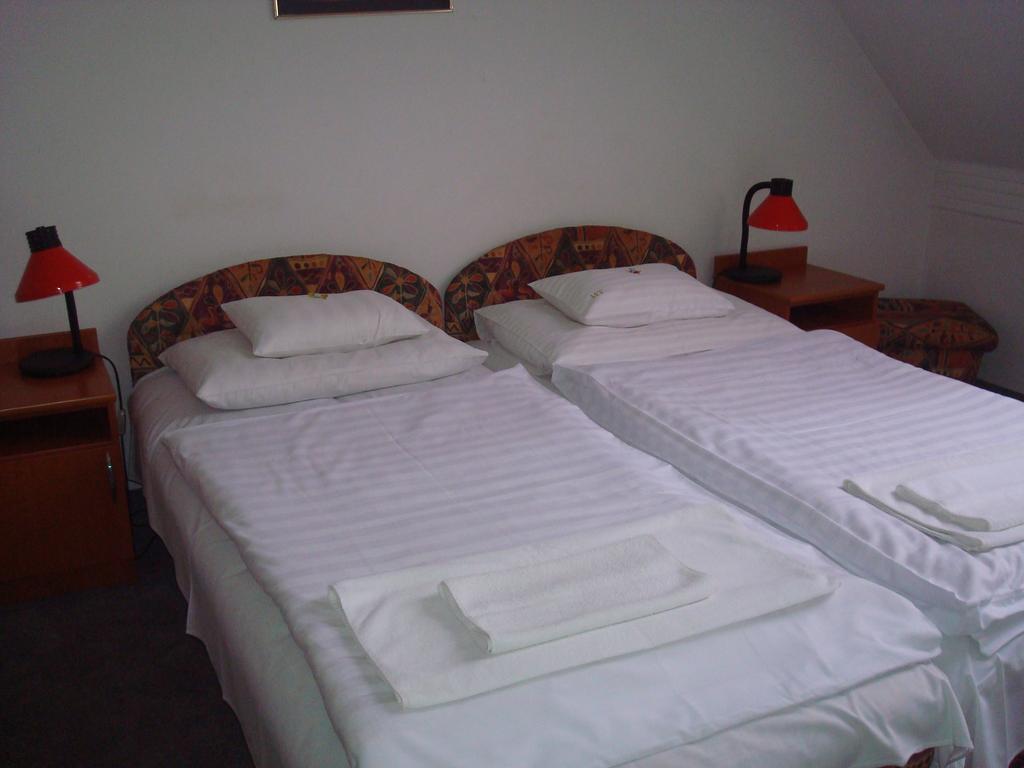 Hotel Termal Tiszaújváros Zimmer foto